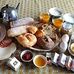 Bed & Breakfast De Scherpenhof Leur