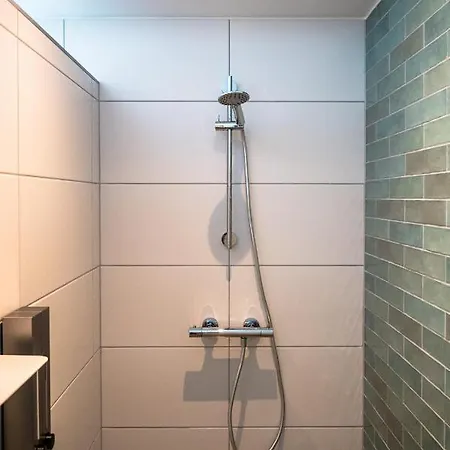 לינה וארוחת בוקר De Scherpenhof Leur