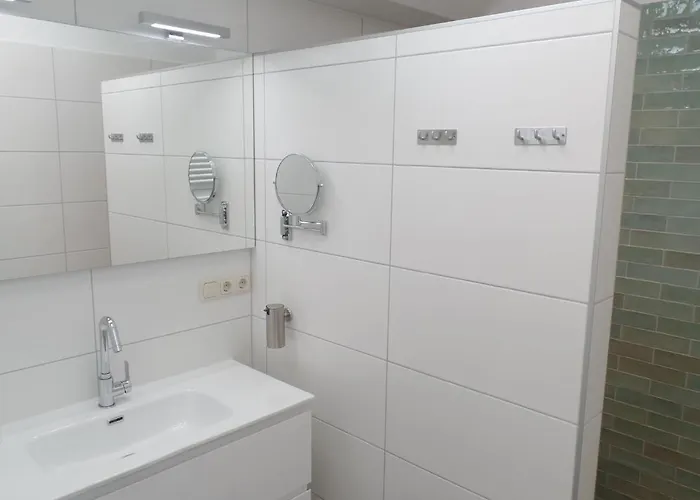 De Scherpenhof Bed & Breakfast Leur