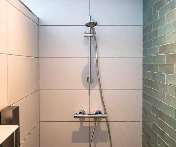 Bed & Breakfast De Scherpenhof Leur