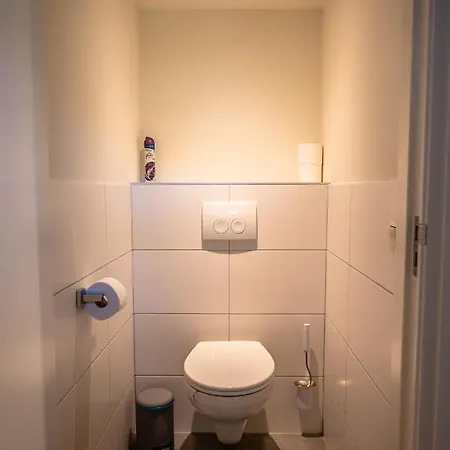 De Scherpenhof, Landelijk Gelegen Met Jacuzzi Bed & Breakfast Leur